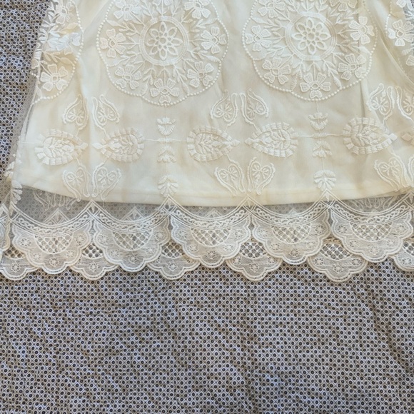 Umgee Cream Off-shoulder Lace Tunic Top - Picture 3 of 8